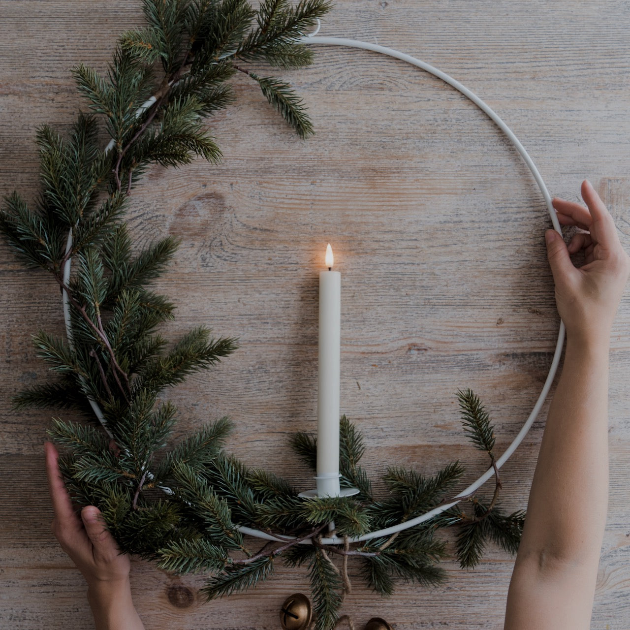 Metal Hoop with LED Candle