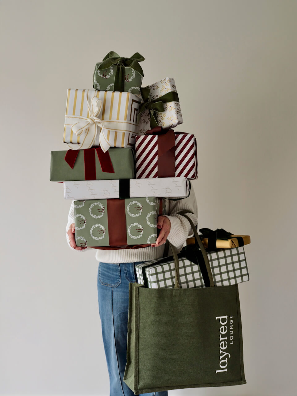 10m Wreath Green Wrapping Paper