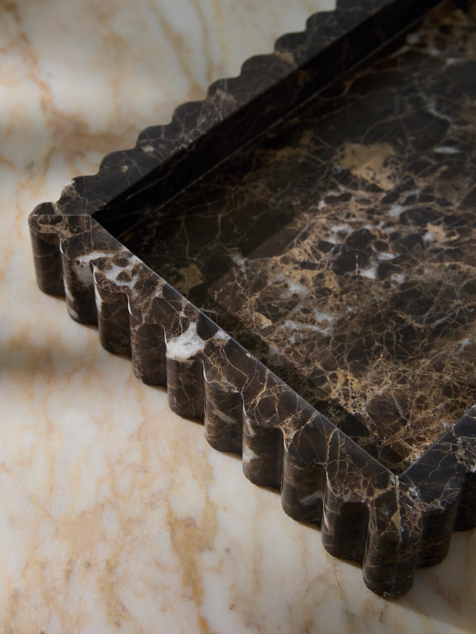 Dark Emperor Marble Ribbed Tray