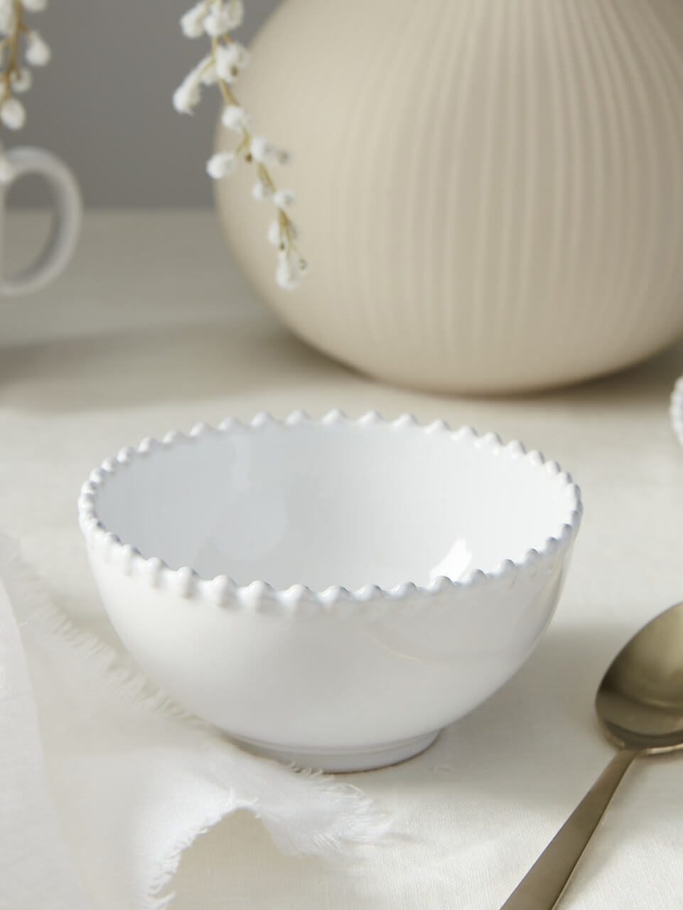 Pearl Stoneware Fruit Bowl