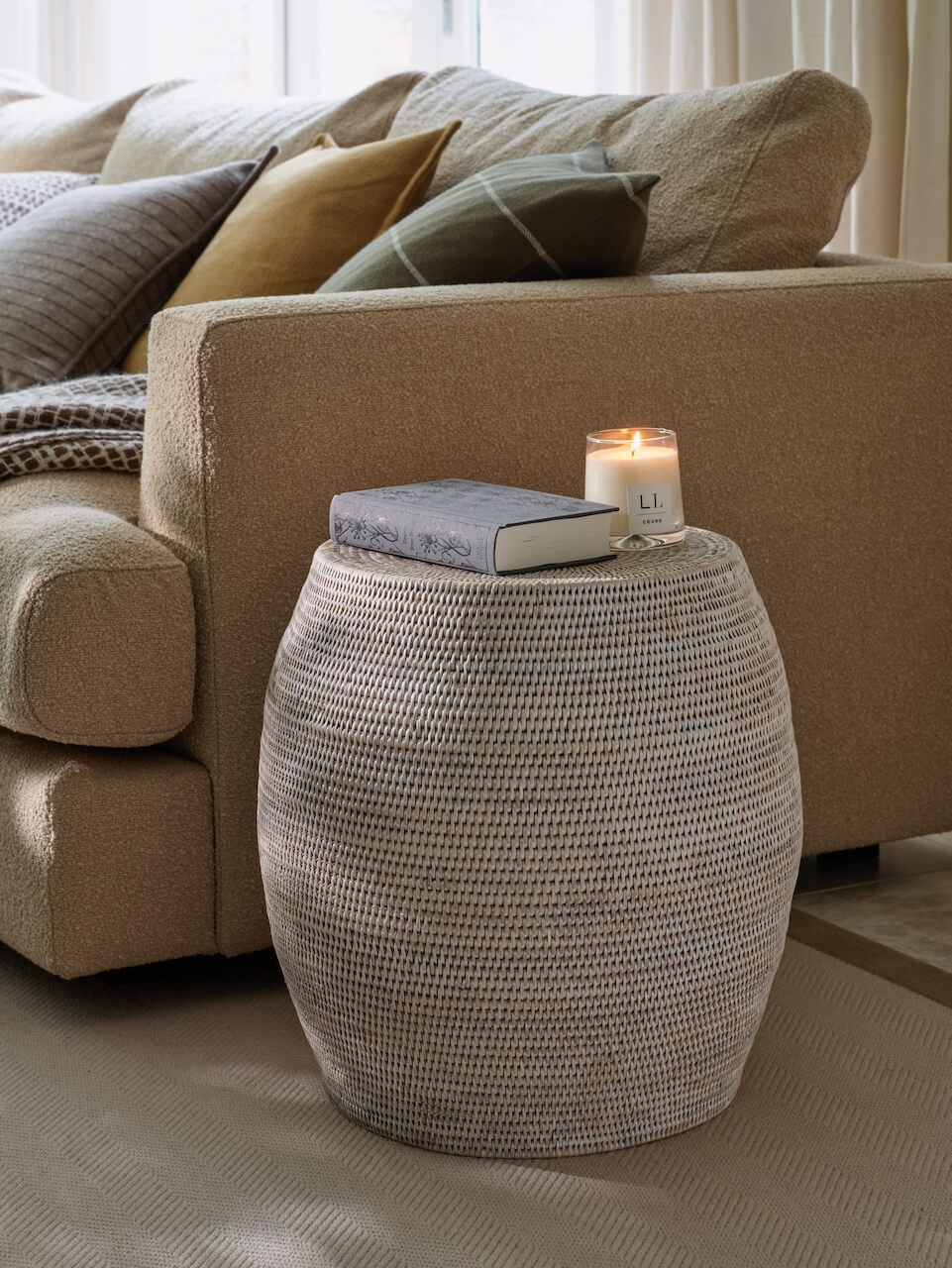 Oyne Rattan Stool - White