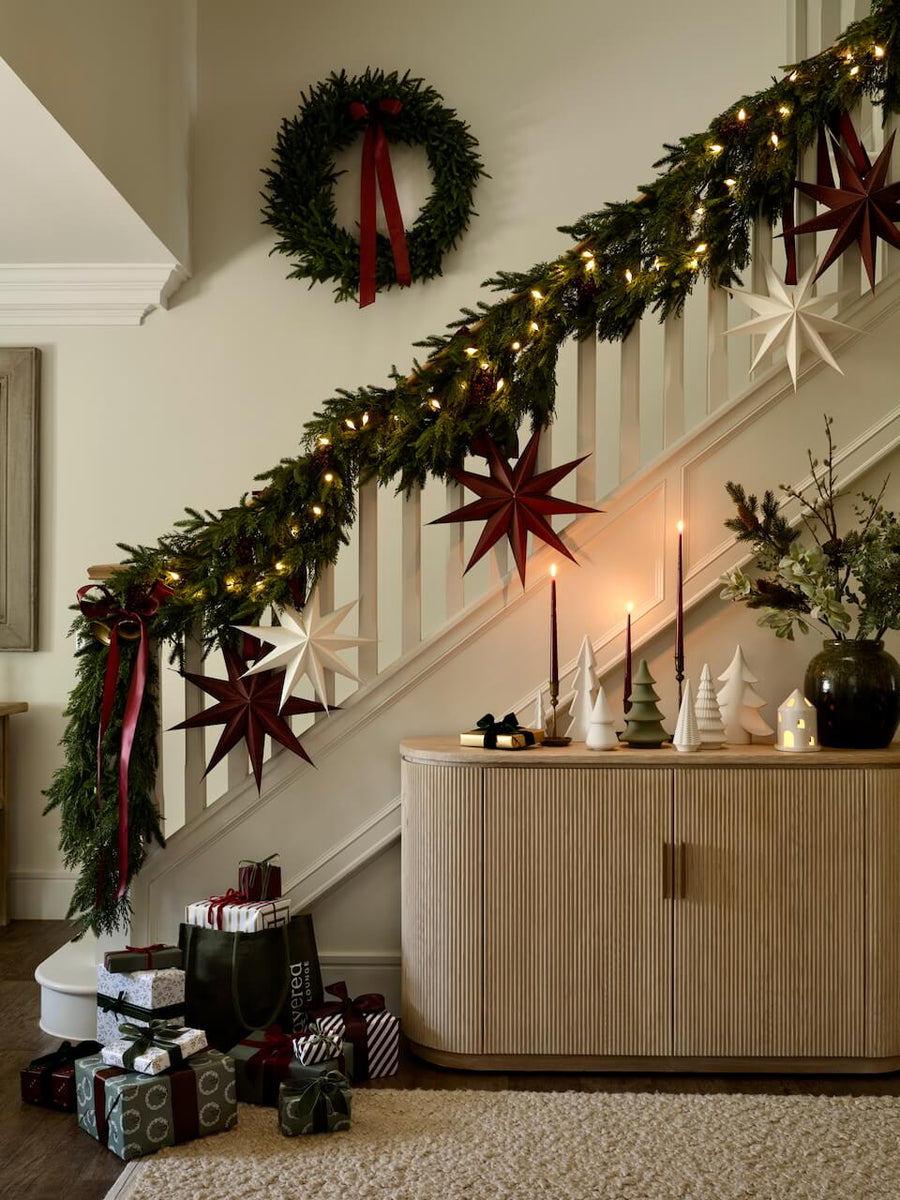 Luxury Christmas Wreaths & Garlands