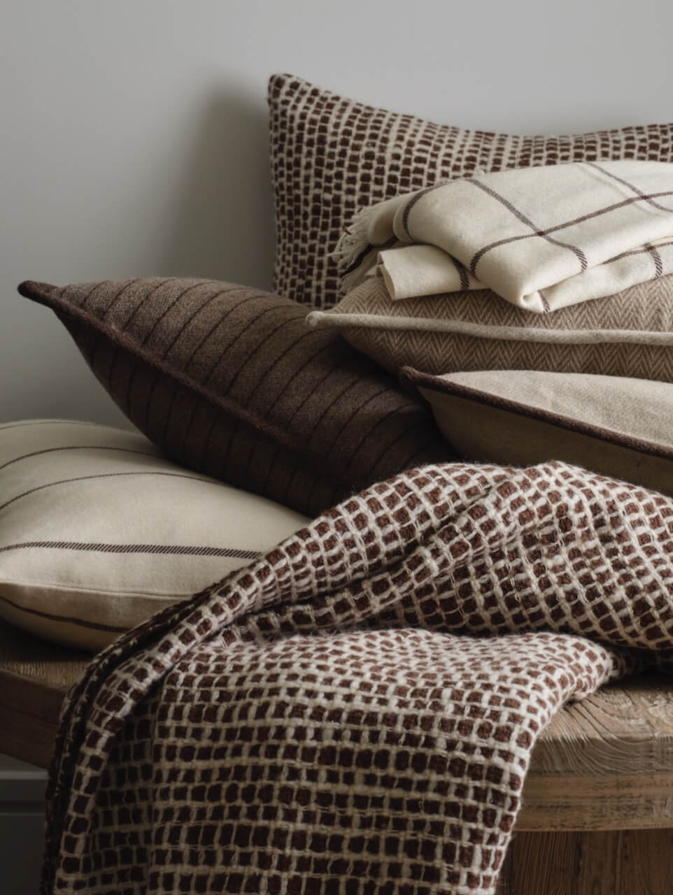 Cushions & Throws