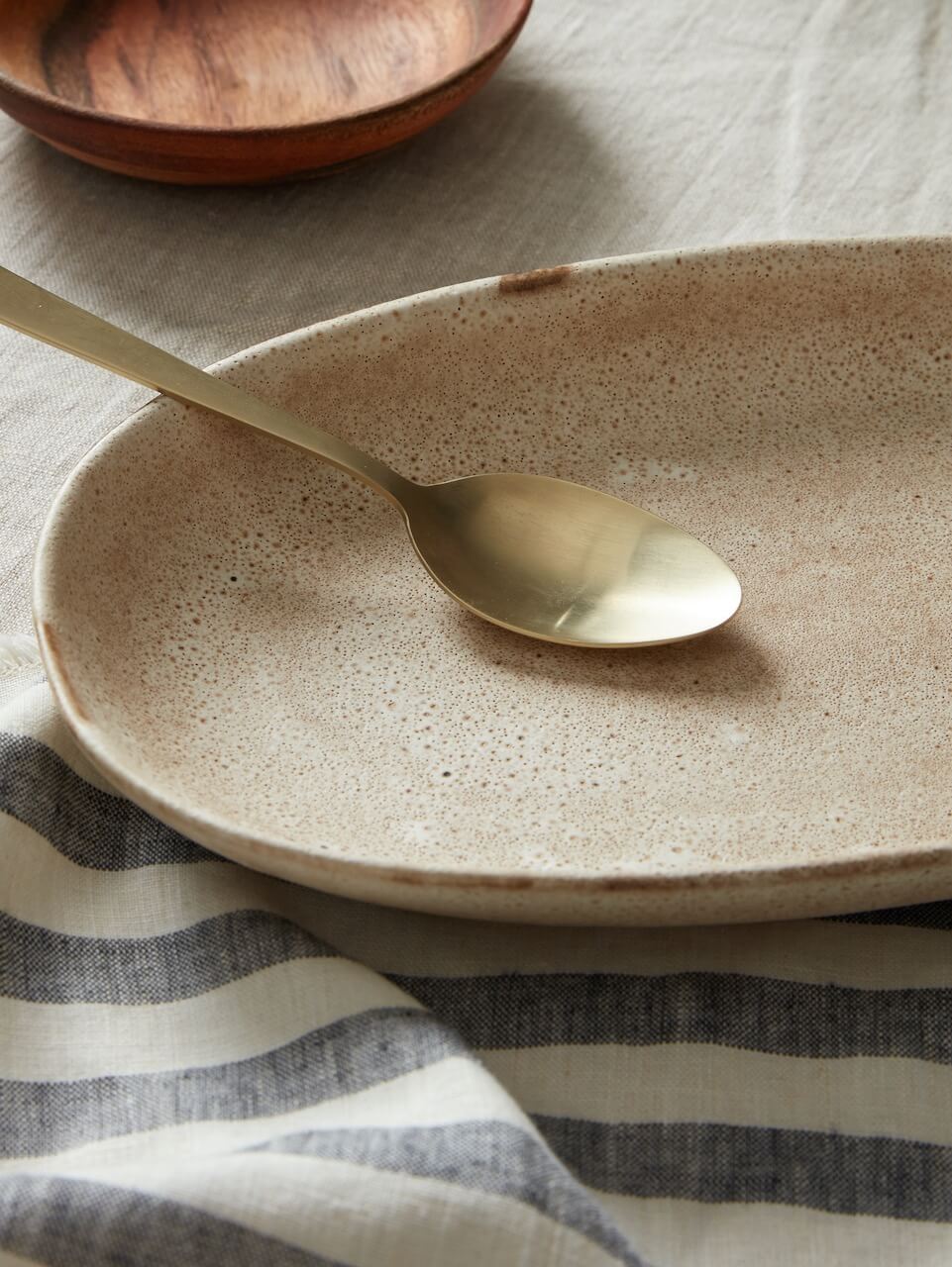 Evora Stoneware Collection