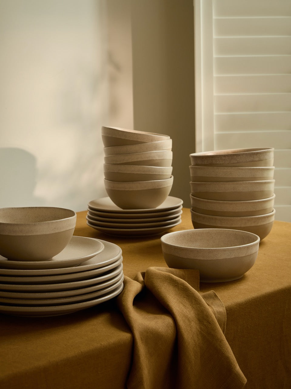 Arenito Sand Stoneware 16 Piece Dinner Set