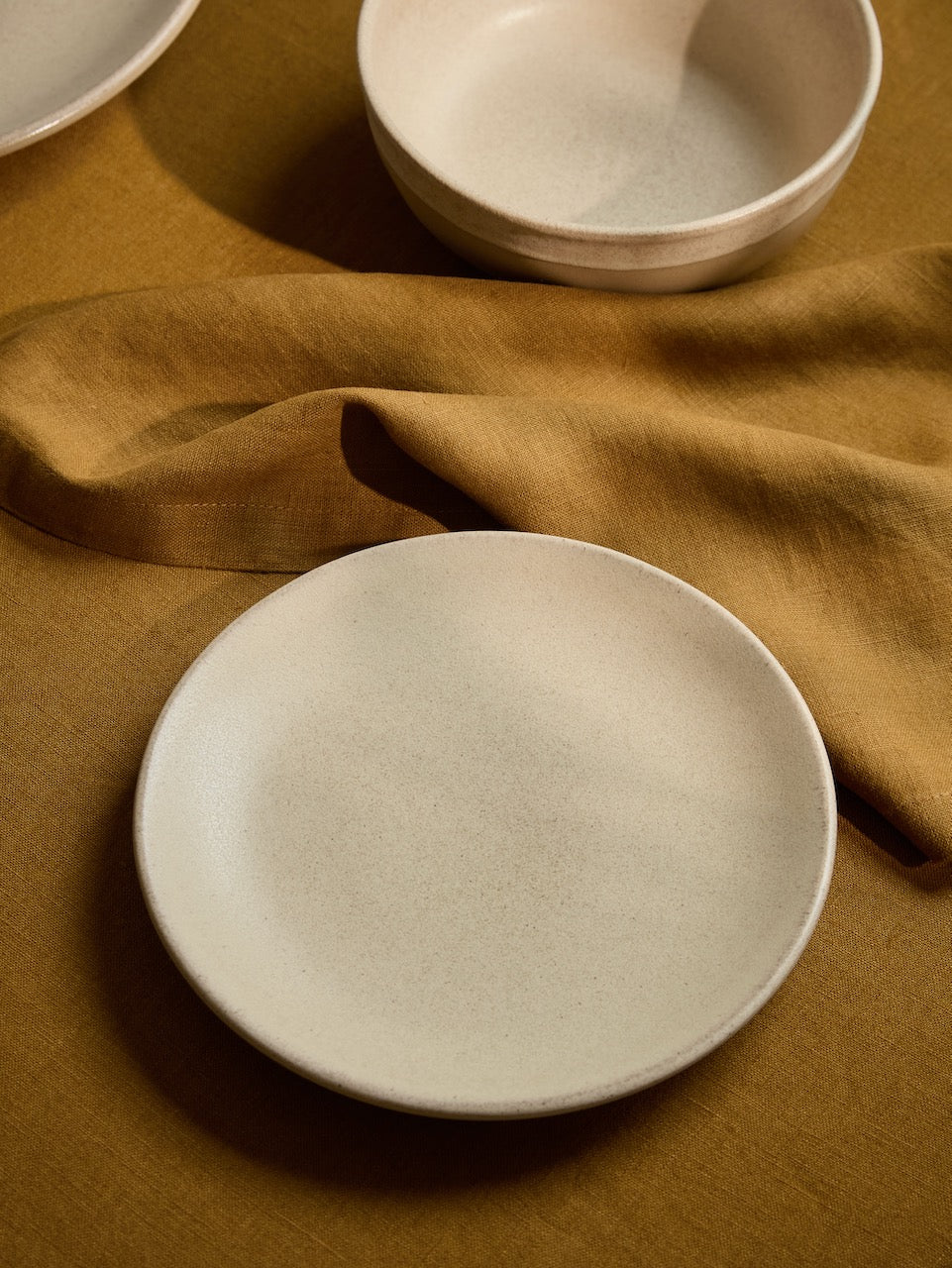 Arenito Sand Stoneware Tableware