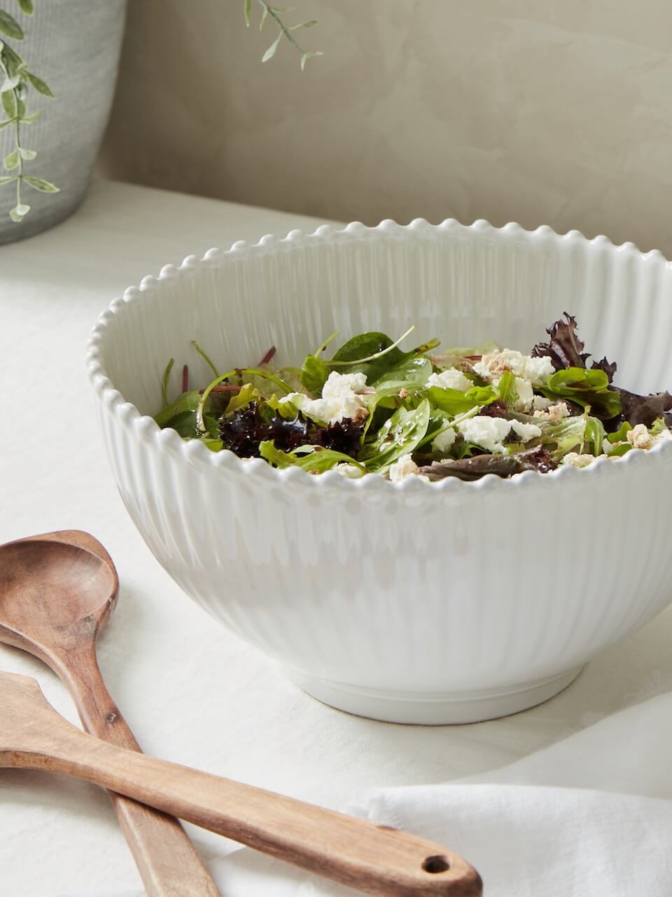 Pearl Stoneware Serving Bowl